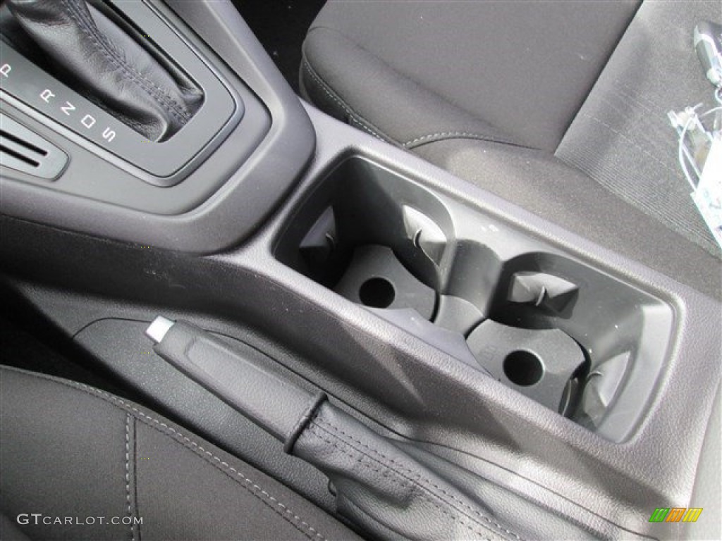 2015 Focus SE Hatchback - Magnetic Metallic / Charcoal Black photo #32
