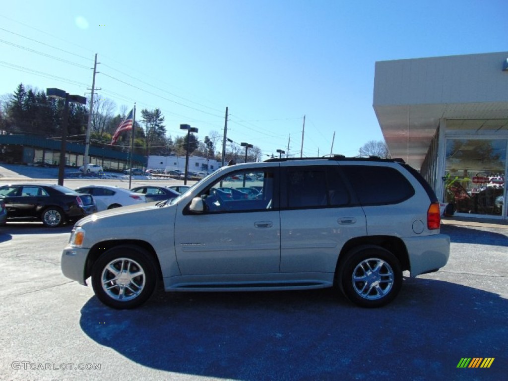 2009 Envoy Denali 4x4 - Sand Beige Metallic / Ebony photo #6