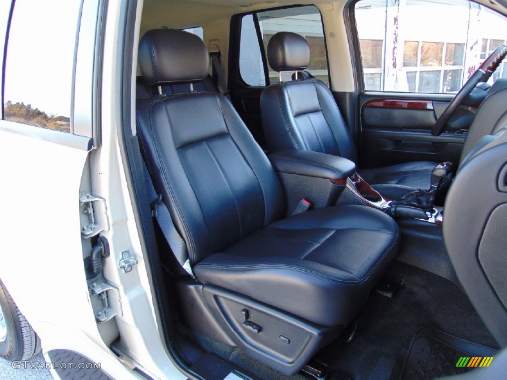 2009 Envoy Denali 4x4 - Sand Beige Metallic / Ebony photo #20