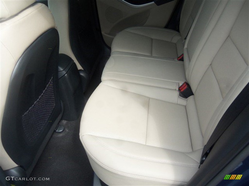 2015 Hyundai Elantra GT Standard Elantra GT Model Rear Seat Photo #101167833
