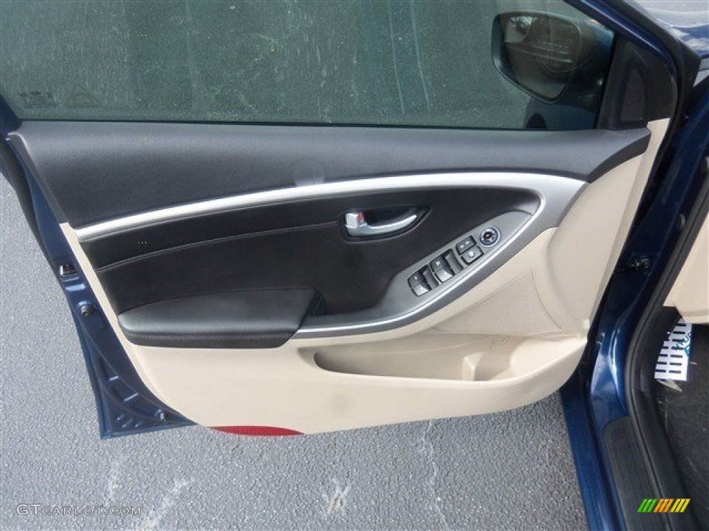 2015 Hyundai Elantra GT Standard Elantra GT Model Beige Door Panel Photo #101167869