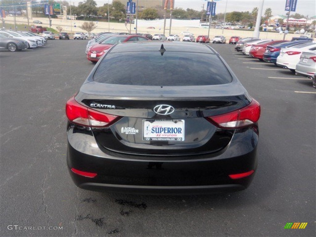 2015 Elantra SE Sedan - Black Diamond / Gray photo #7