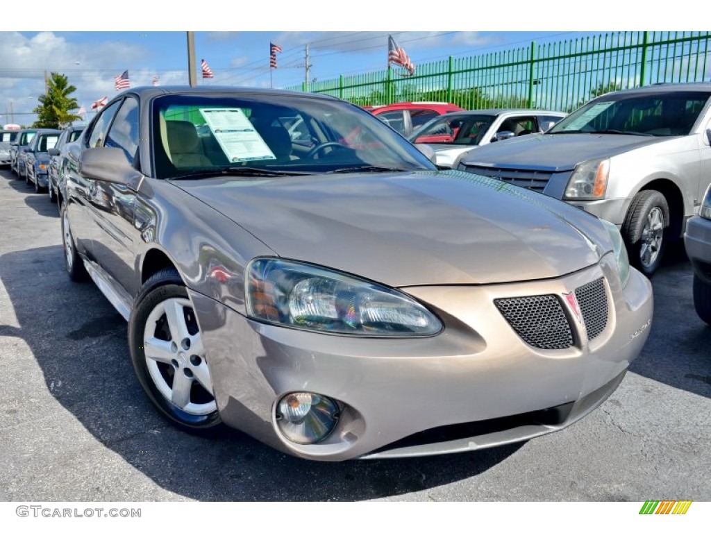 2007 Grand Prix Sedan - Bronzestone Metallic / Cashmere photo #1