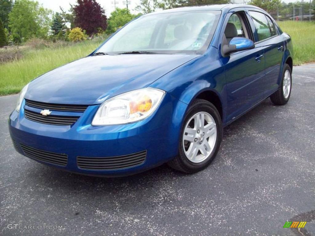 2005 Cobalt LS Sedan - Arrival Blue Metallic / Gray photo #2