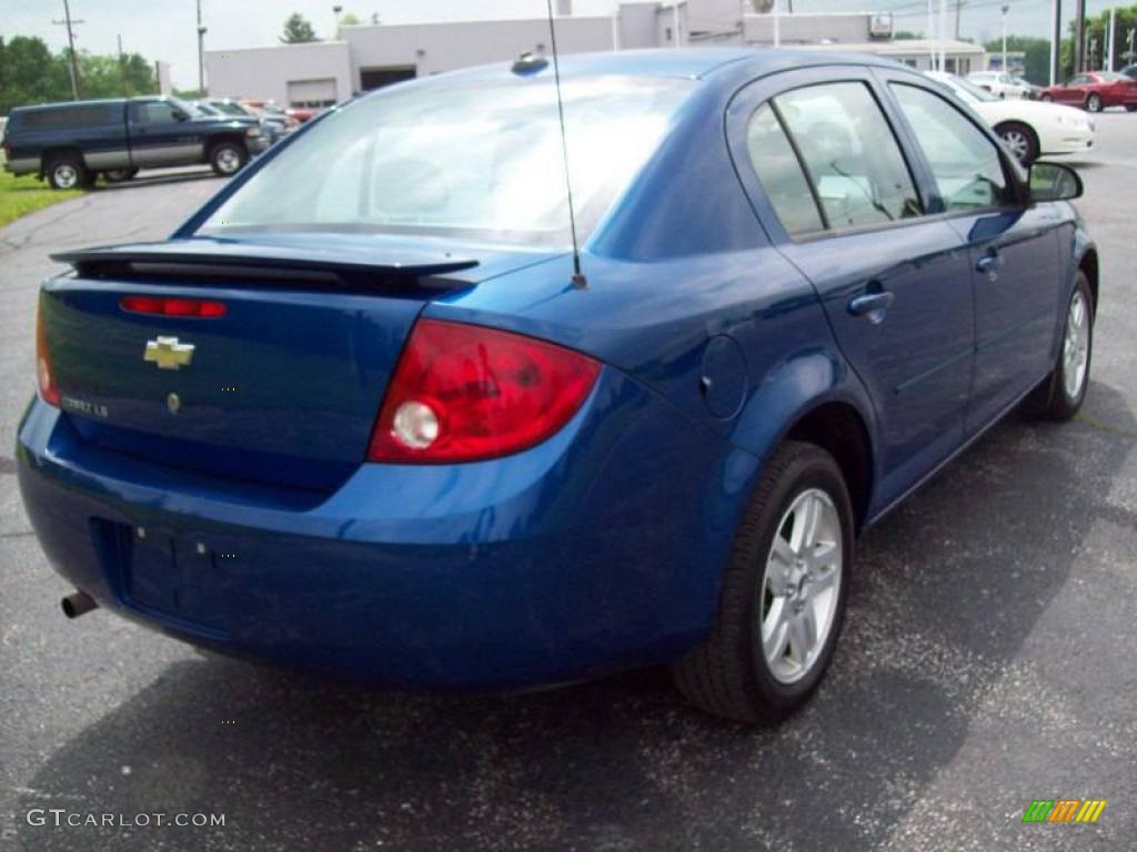 2005 Cobalt LS Sedan - Arrival Blue Metallic / Gray photo #9