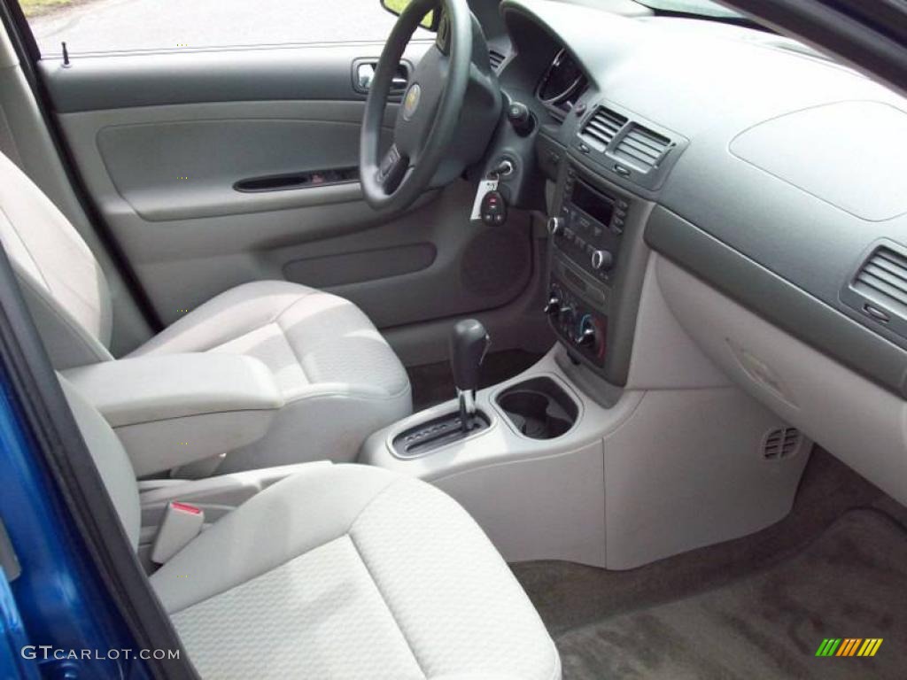 2005 Cobalt LS Sedan - Arrival Blue Metallic / Gray photo #19