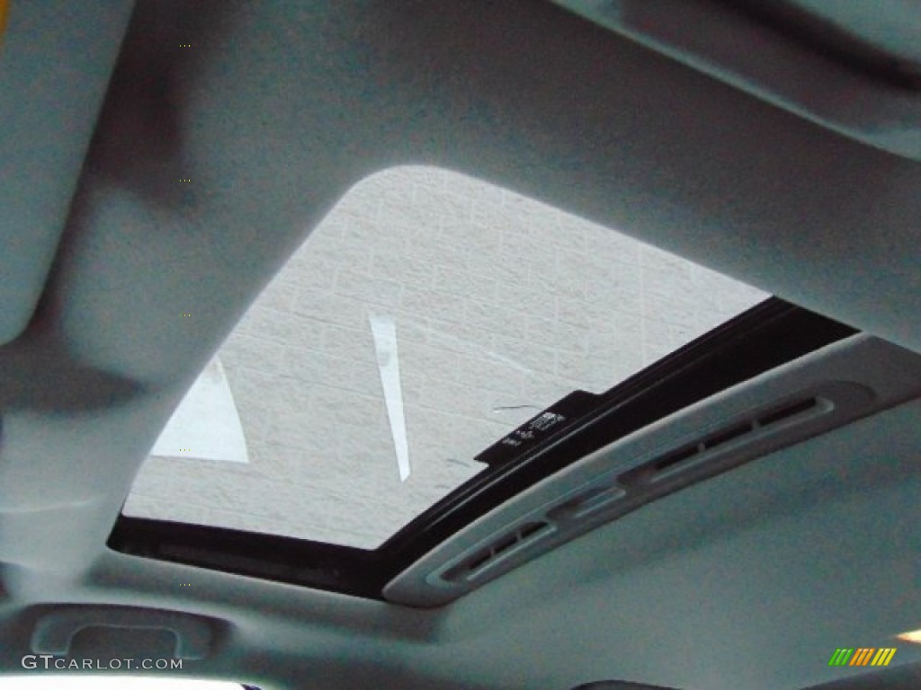 2015 Chevrolet Sonic LTZ Hatchback Sunroof Photo #101193938