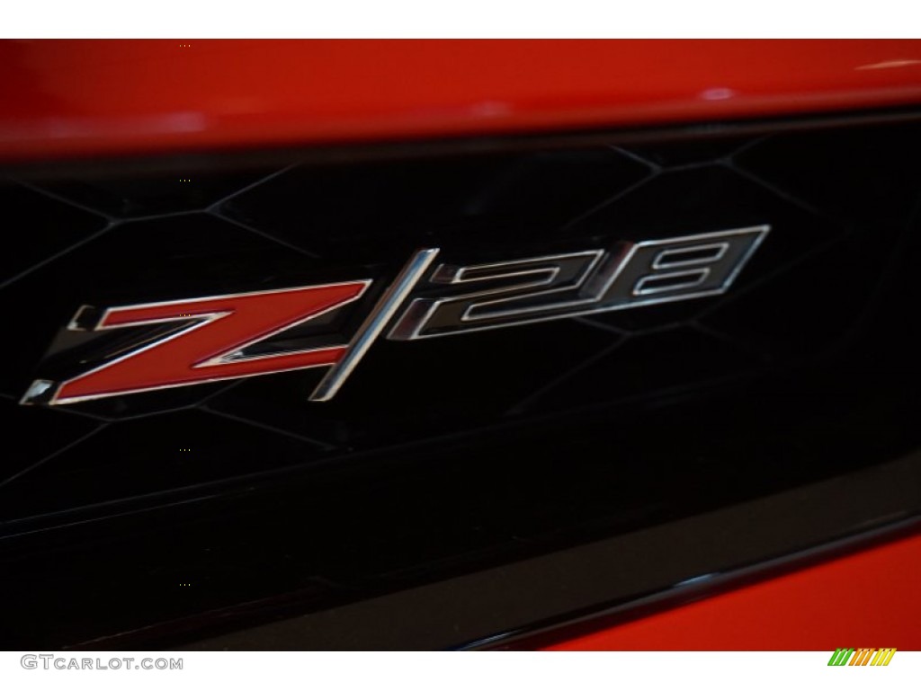 2015 Chevrolet Camaro Z/28 Coupe Marks and Logos Photos