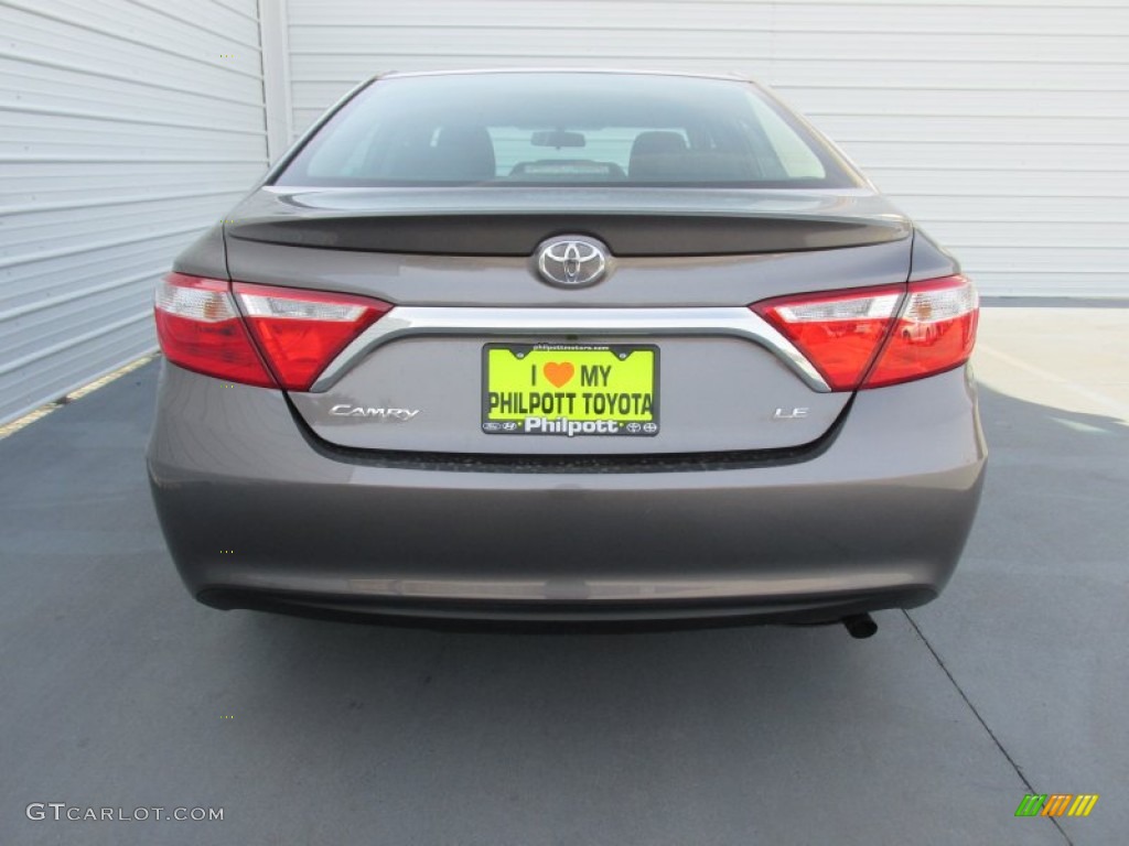 2015 Camry LE - Predawn Gray Mica / Black photo #5