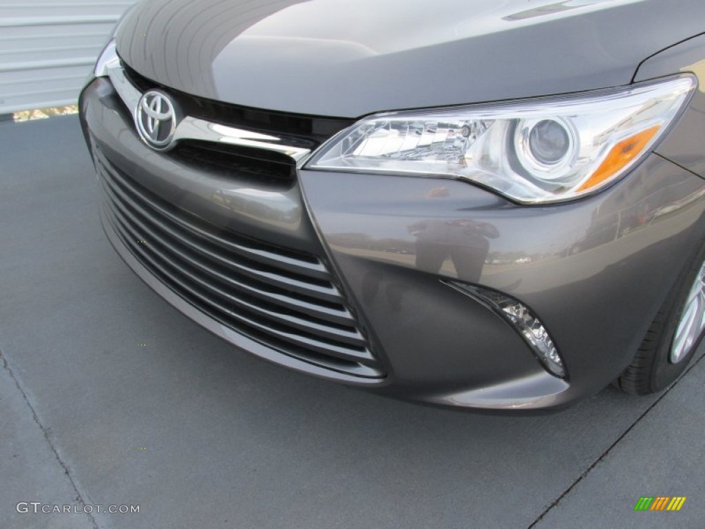 2015 Camry LE - Predawn Gray Mica / Black photo #10