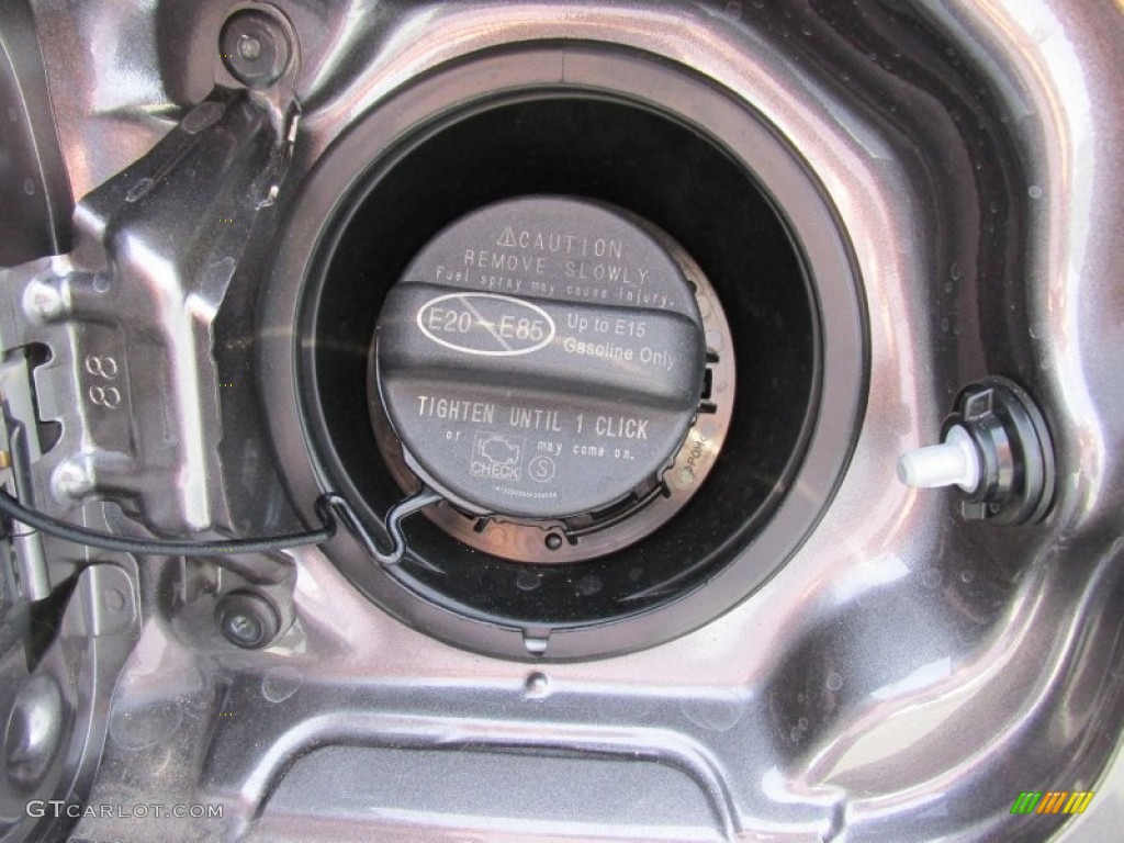 2015 Camry LE - Predawn Gray Mica / Black photo #13