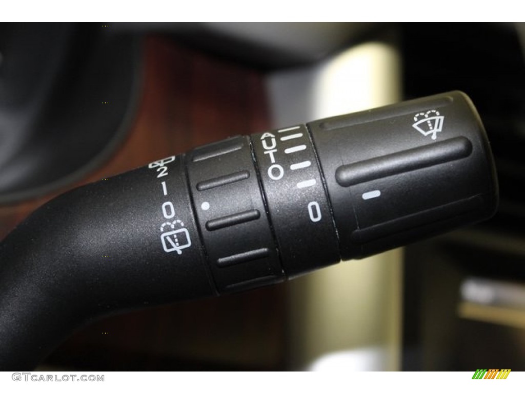 2012 Edge Limited AWD - White Platinum Metallic Tri-Coat / Medium Light Stone photo #31