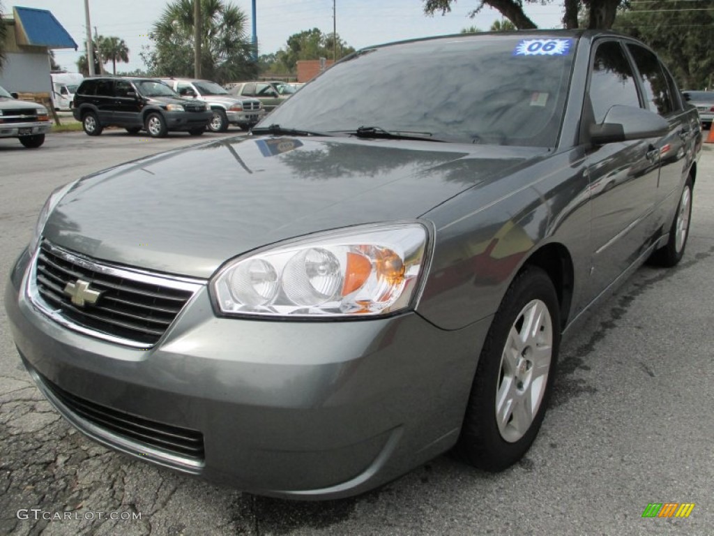 Medium Gray Metallic 2006 Chevrolet Malibu LT V6 Sedan Exterior Photo #101213511