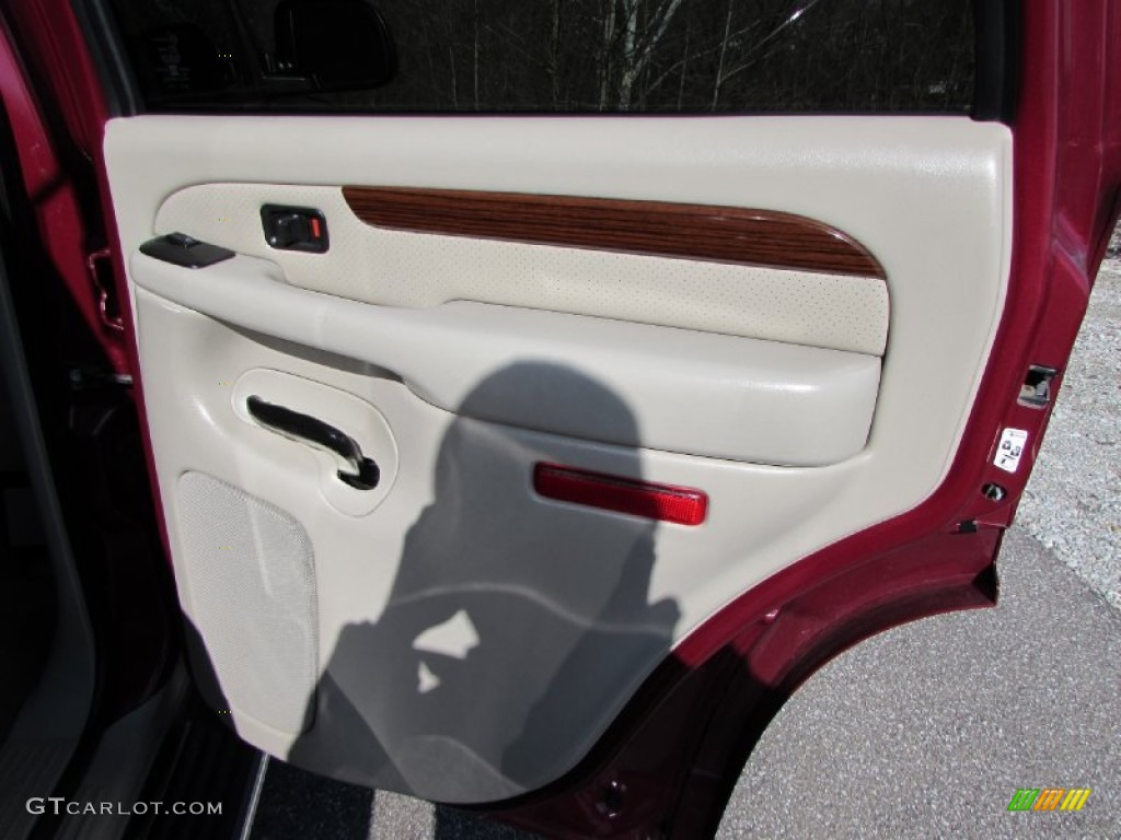 2004 Escalade AWD - Red E / Shale photo #13