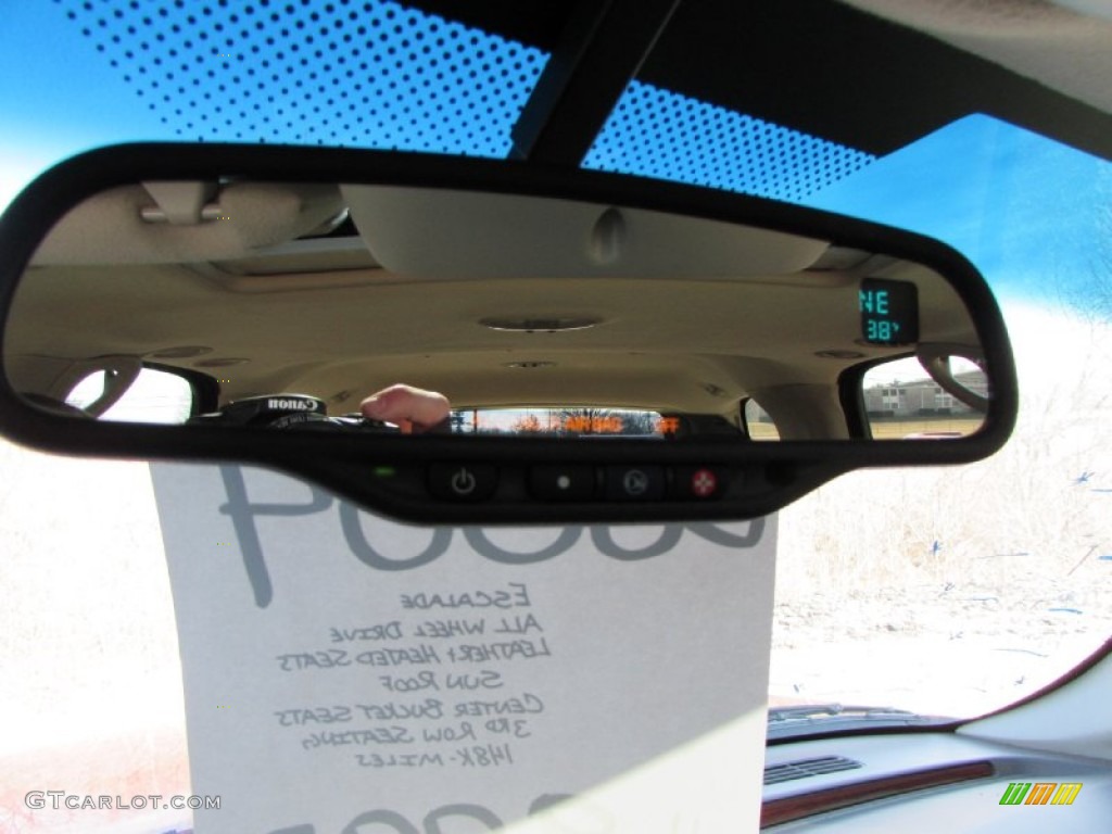 2004 Escalade AWD - Red E / Shale photo #38