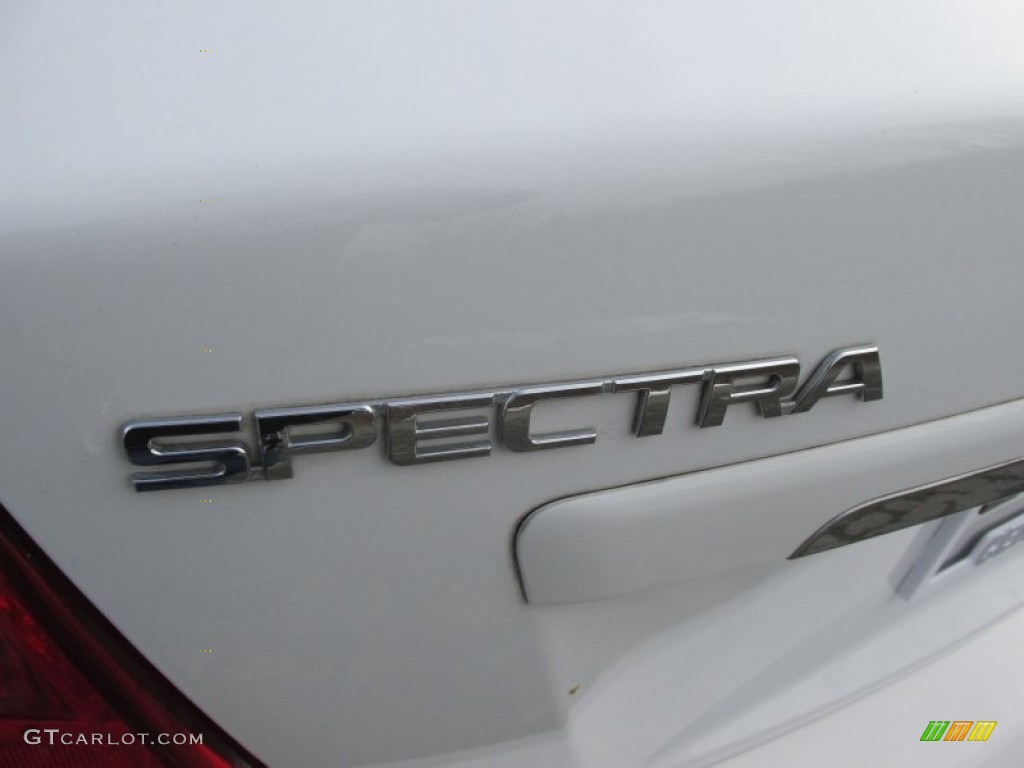 2007 Spectra EX Sedan - White / Gray photo #5