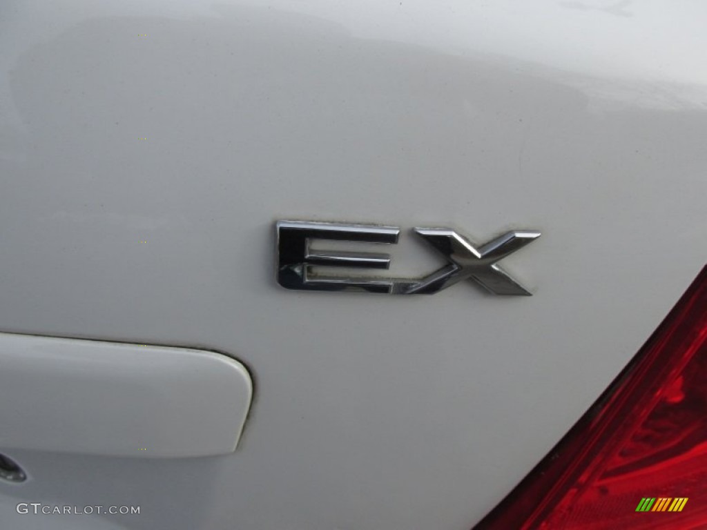 2007 Spectra EX Sedan - White / Gray photo #7