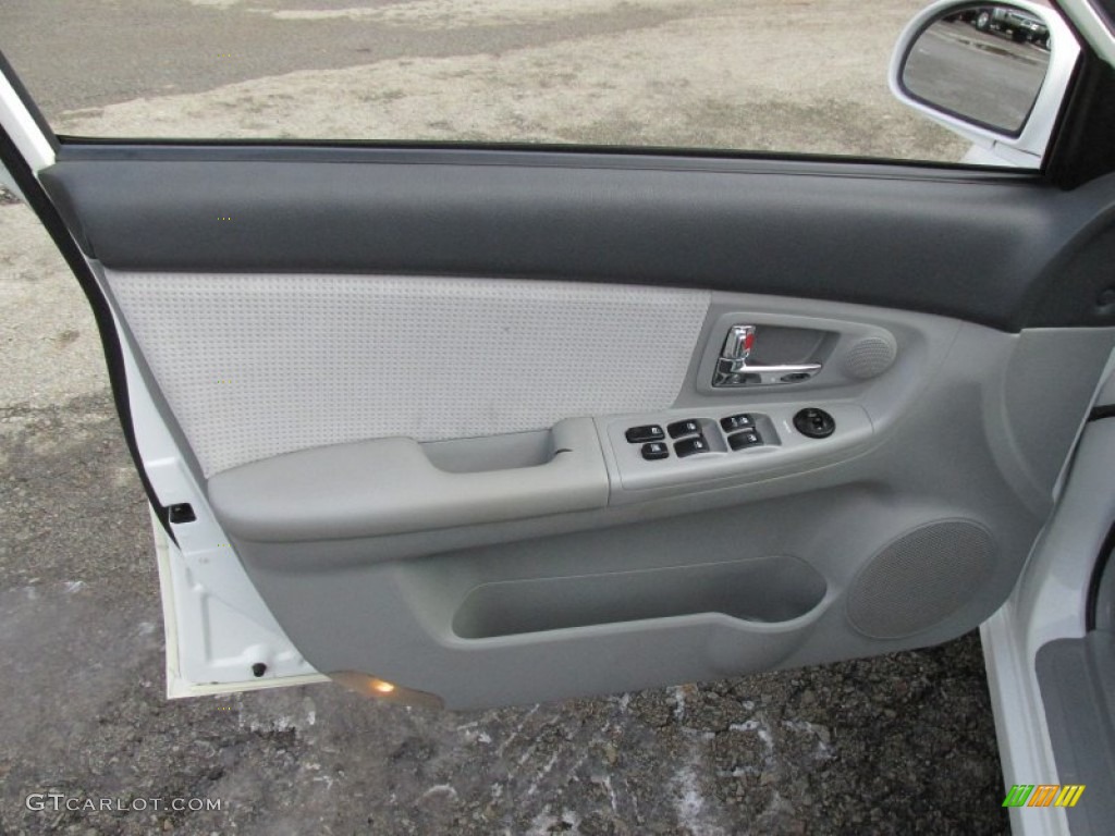 2007 Spectra EX Sedan - White / Gray photo #19