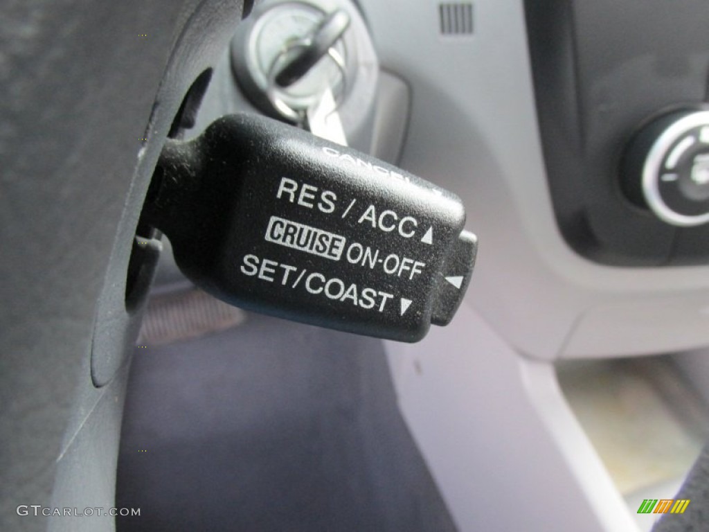 2007 Spectra EX Sedan - White / Gray photo #34