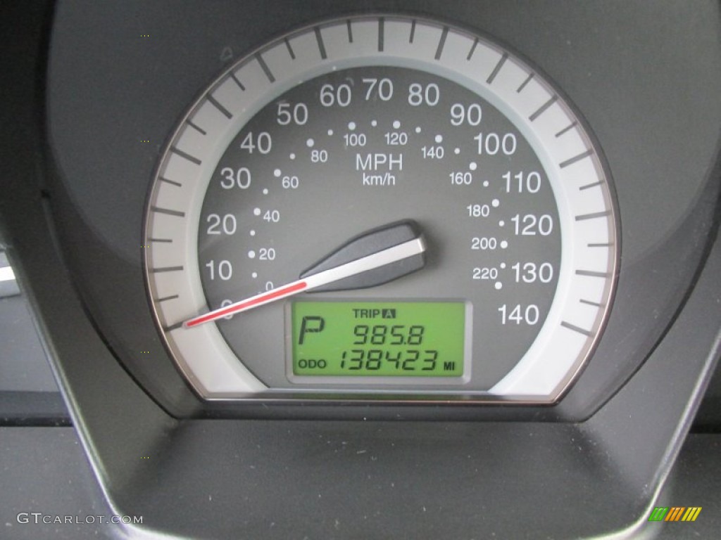 2007 Spectra EX Sedan - White / Gray photo #40