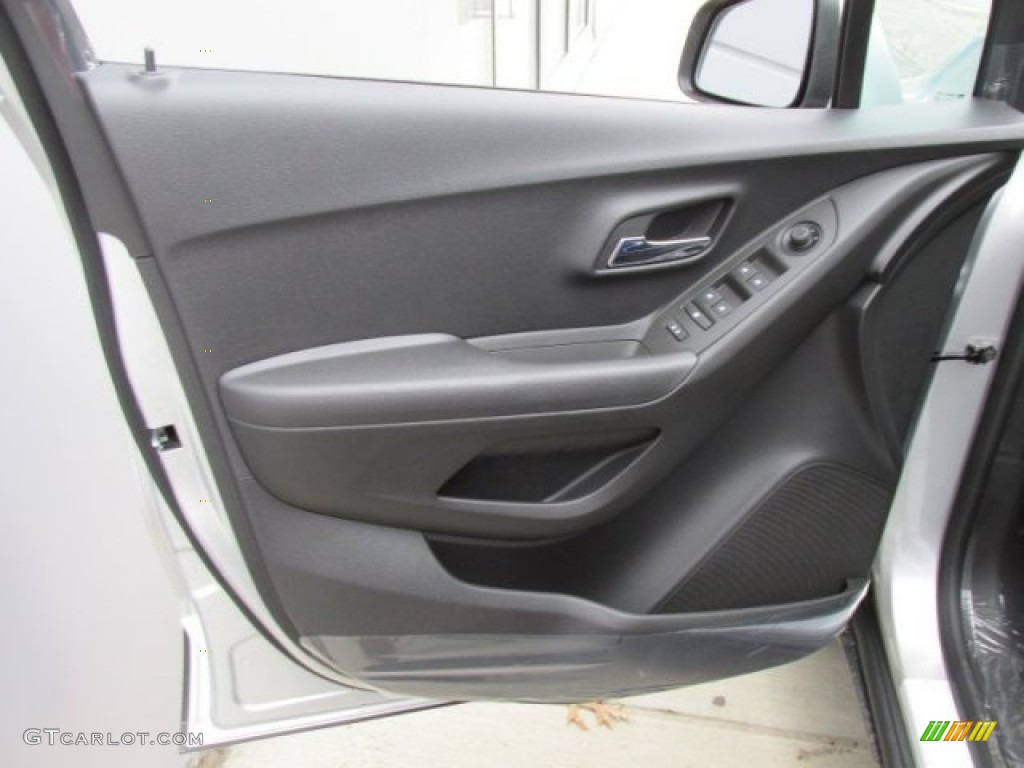 2015 Chevrolet Trax LS AWD Jet Black Door Panel Photo #101220513