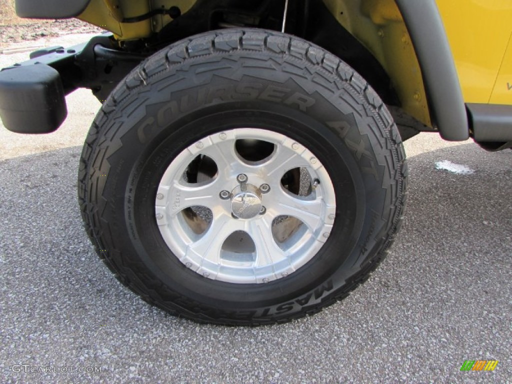 2004 Wrangler X 4x4 - Solar Yellow / Dark Slate Gray photo #9