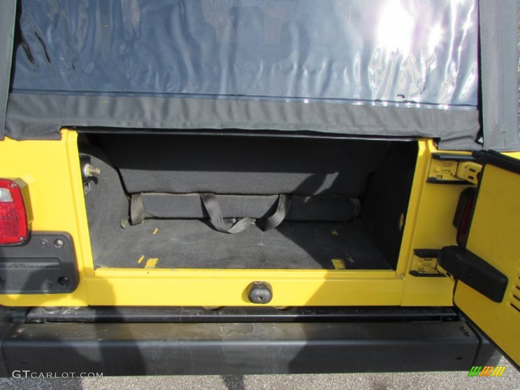 2004 Wrangler X 4x4 - Solar Yellow / Dark Slate Gray photo #12