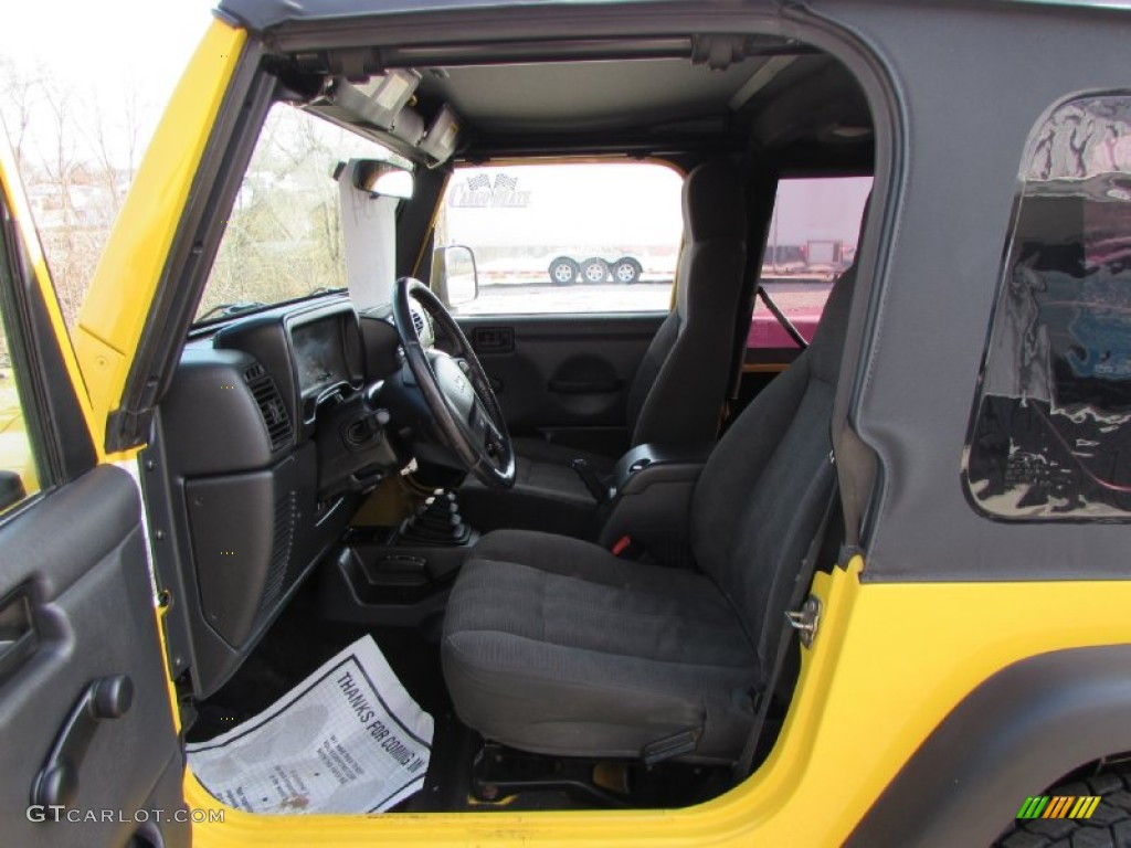 2004 Wrangler X 4x4 - Solar Yellow / Dark Slate Gray photo #19