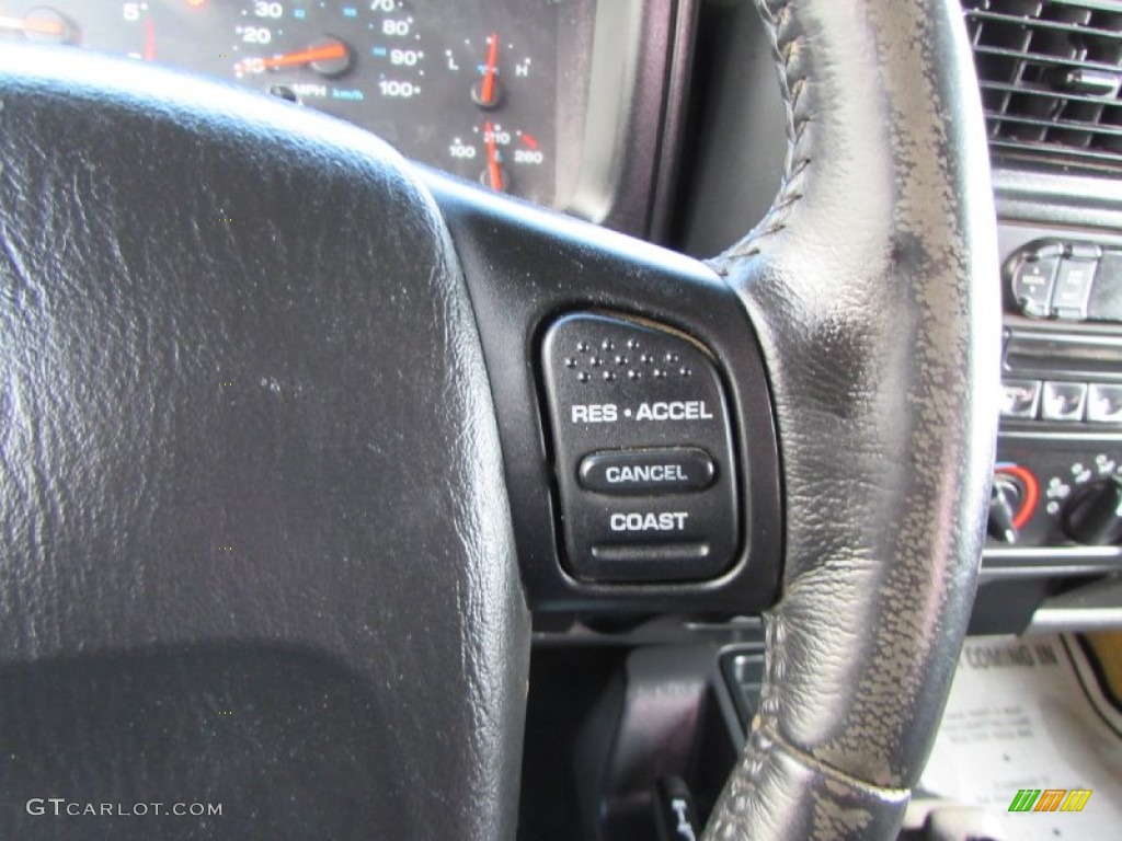 2004 Wrangler X 4x4 - Solar Yellow / Dark Slate Gray photo #27