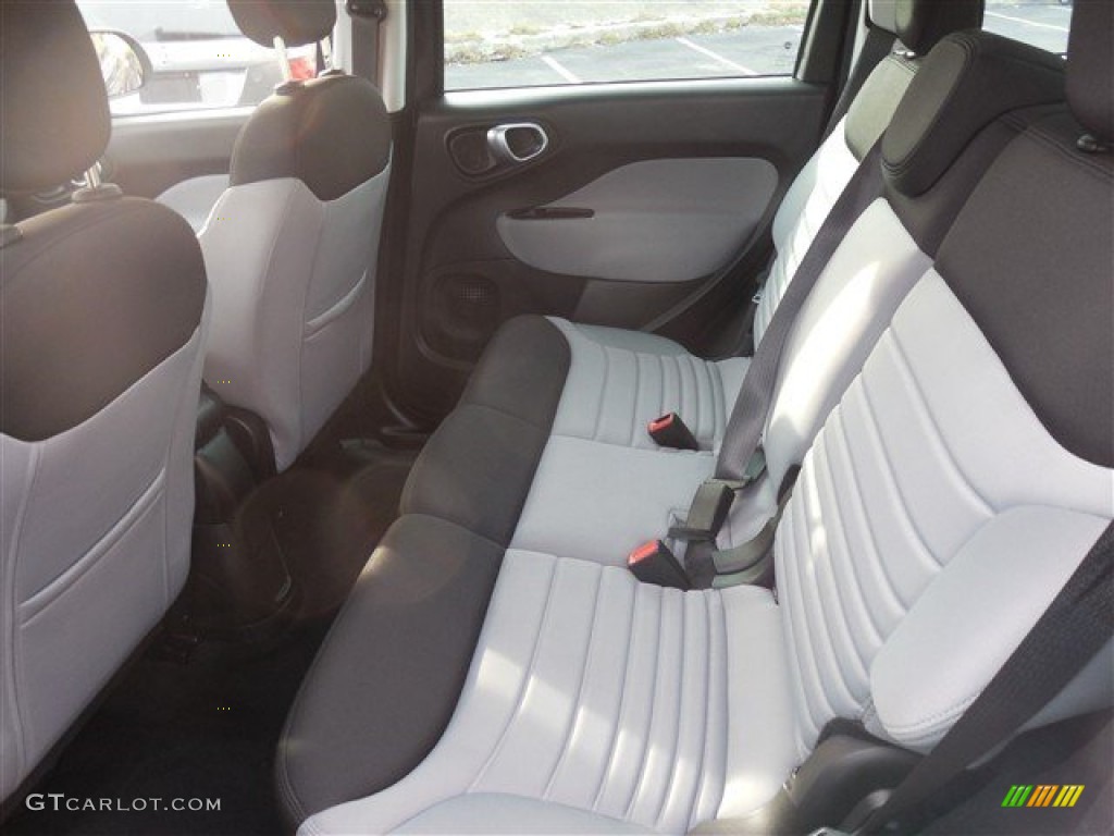 2014 Fiat 500L Easy Rear Seat Photo #101222700
