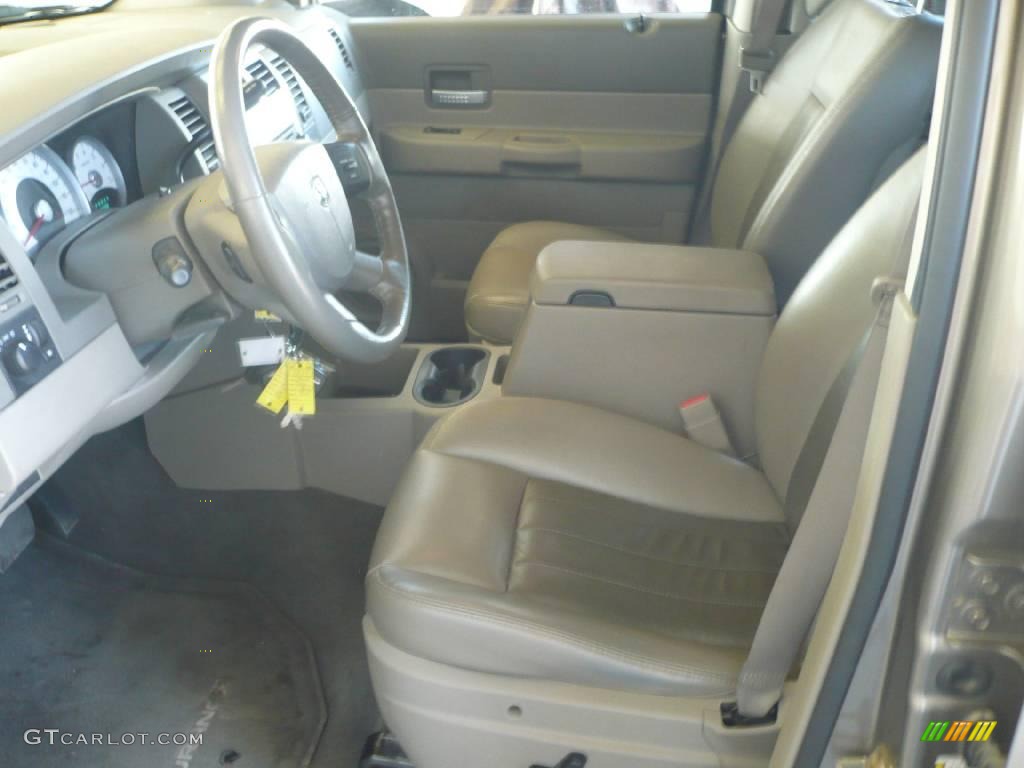 2006 Durango Limited 4x4 - Light Khaki Metallic / Dark Khaki/Light Khaki photo #6