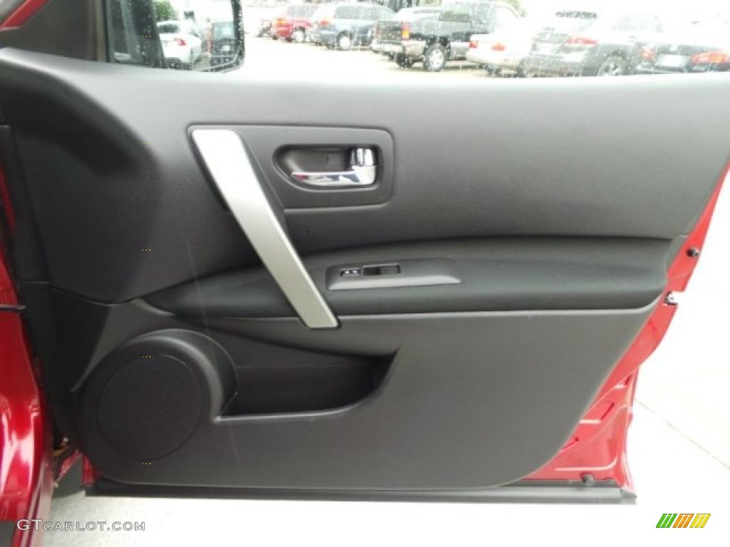 2012 Rogue S - Cayenne Red / Black photo #34