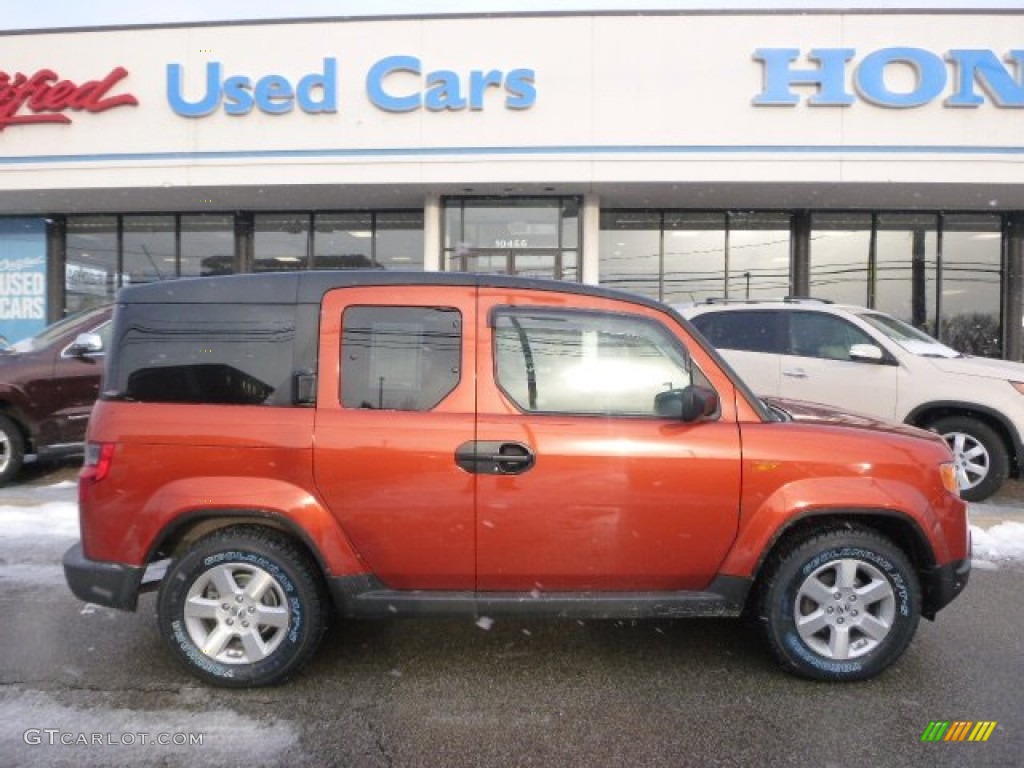 2011 Element EX 4WD - Citrus Fire Metallic / Titanium photo #2