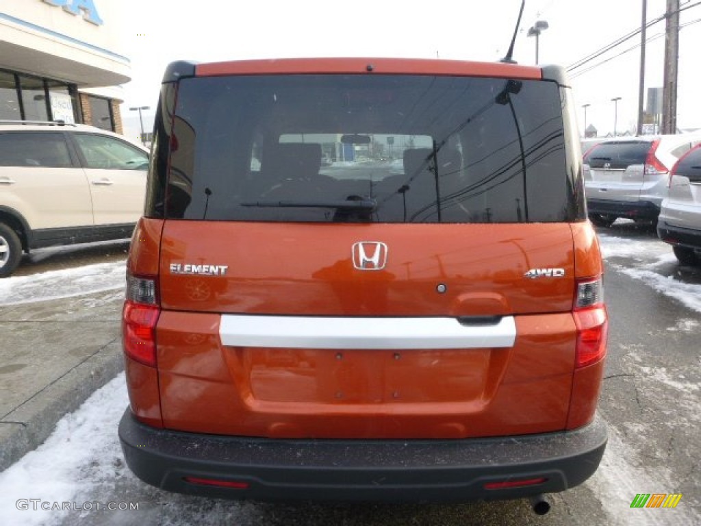 2011 Element EX 4WD - Citrus Fire Metallic / Titanium photo #4