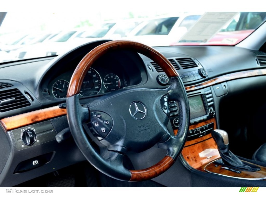 2005 Mercedes-Benz E 320 Sedan Steering Wheel Photos