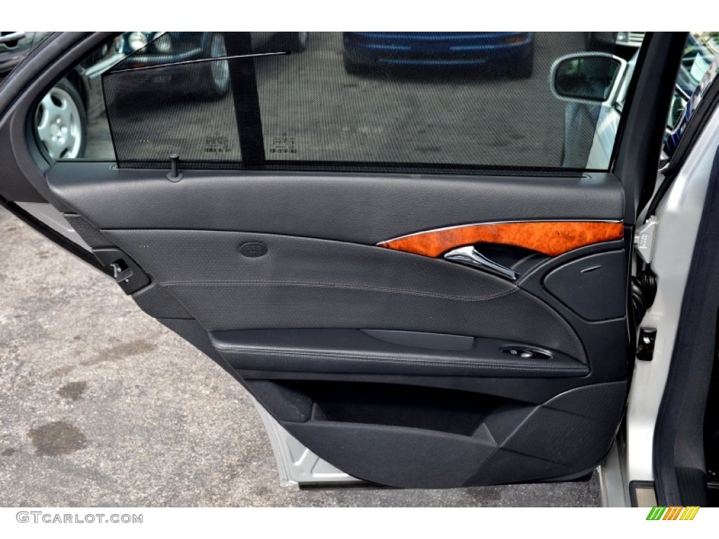 2005 Mercedes-Benz E 320 Sedan Charcoal Door Panel Photo #101231043