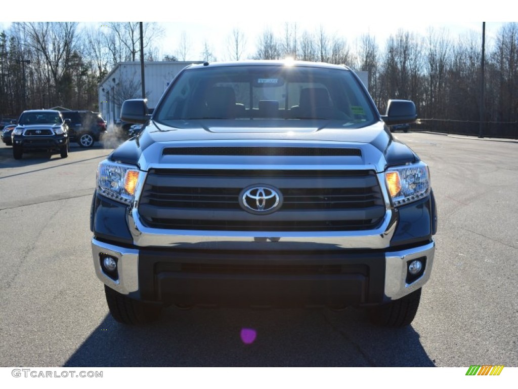 2015 Tundra SR5 Double Cab - Magnetic Gray Metallic / Graphite photo #4