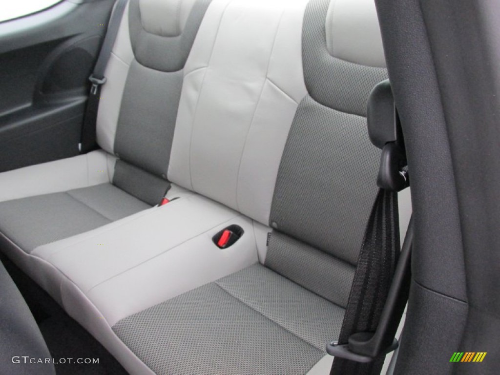 2015 Hyundai Genesis Coupe 3.8 Rear Seat Photo #101243175