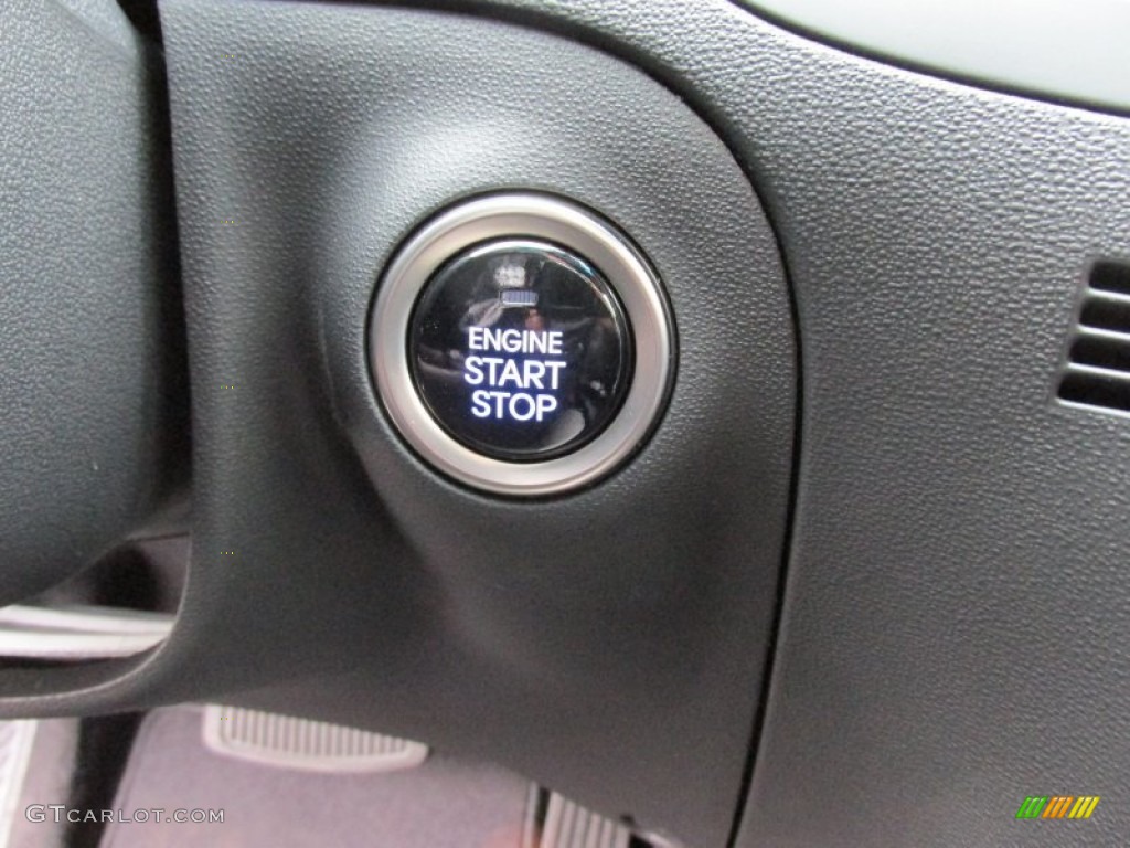 2015 Hyundai Genesis Coupe 3.8 Controls Photo #101243199