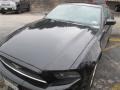 Black - Mustang V6 Coupe Photo No. 2