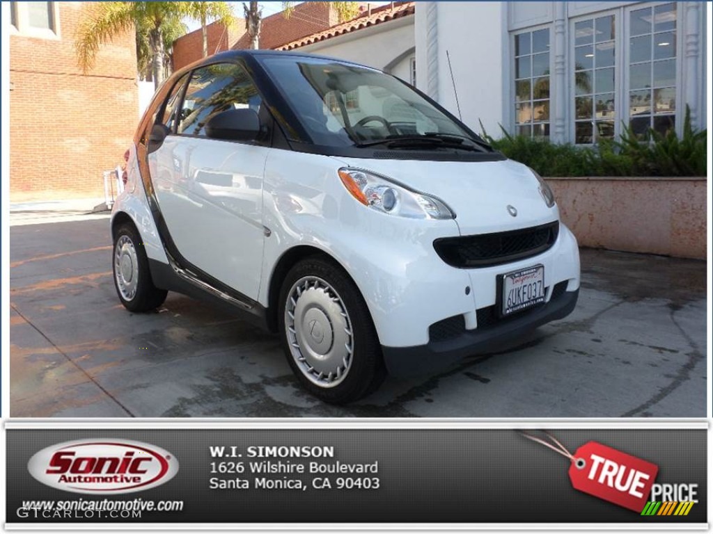 2012 fortwo pure coupe - Crystal White / Plain Black photo #26