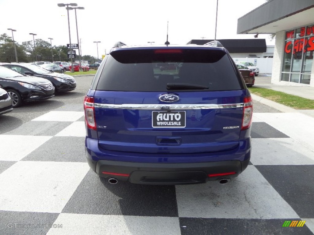 2013 Explorer XLT - Deep Impact Blue Metallic / Charcoal Black photo #4