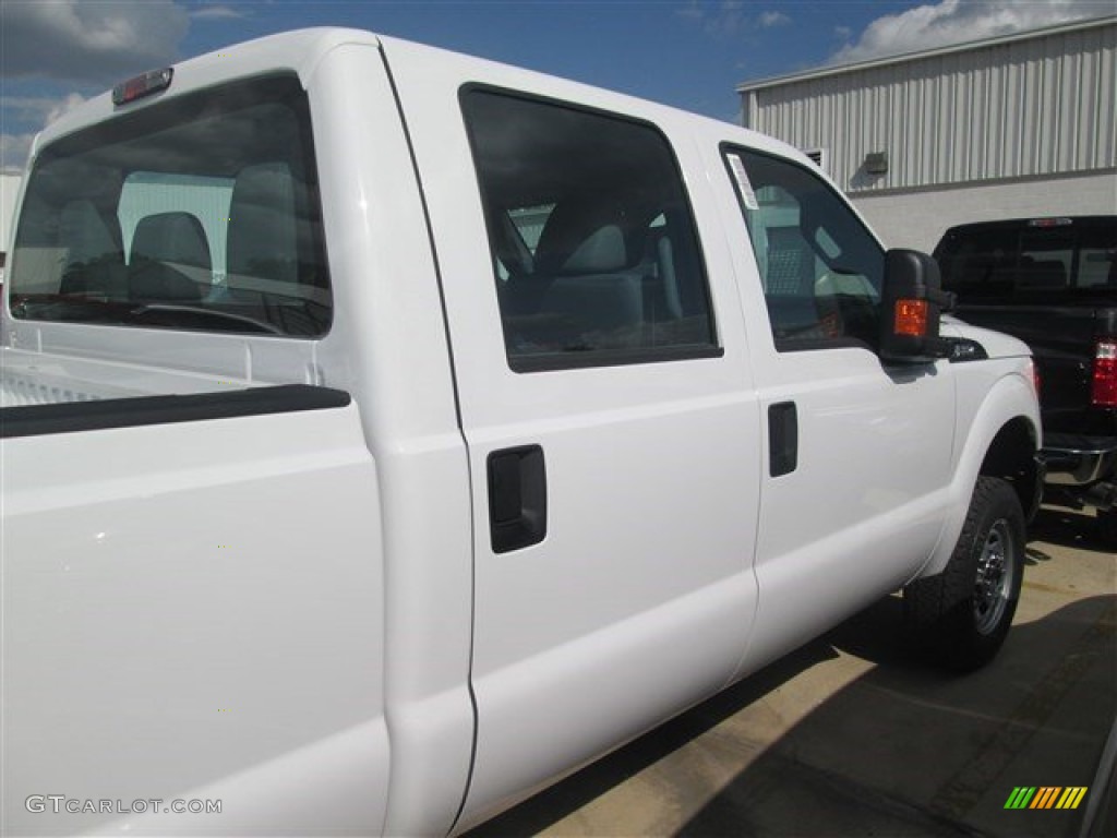 2015 F250 Super Duty XL Crew Cab 4x4 - Oxford White / Steel photo #34