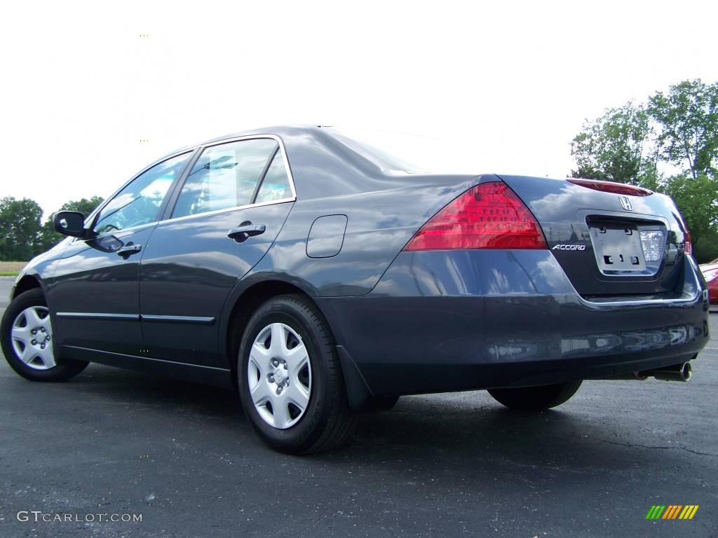 2006 Accord LX Sedan - Graphite Pearl / Gray photo #3