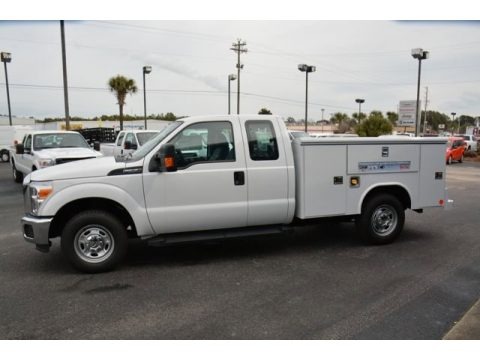 2015 Ford F250 Super Duty XL Super Cab Utility Data, Info and Specs