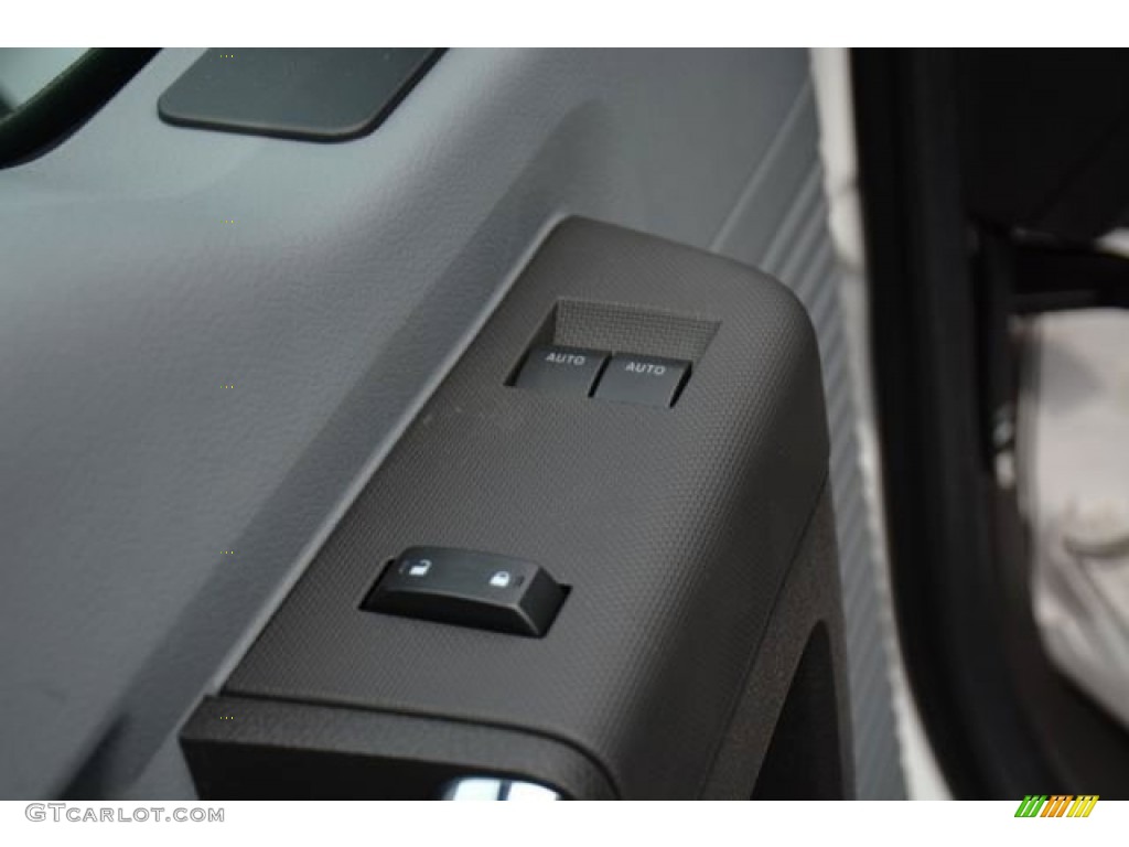 2015 F250 Super Duty XL Super Cab Utility - Oxford White / Steel photo #18