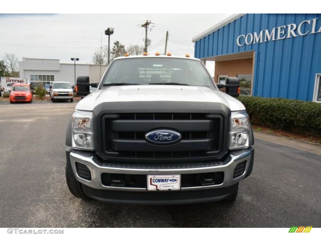 2015 F450 Super Duty XL Crew Cab Flat Bed 4x4 - Oxford White / Steel photo #2