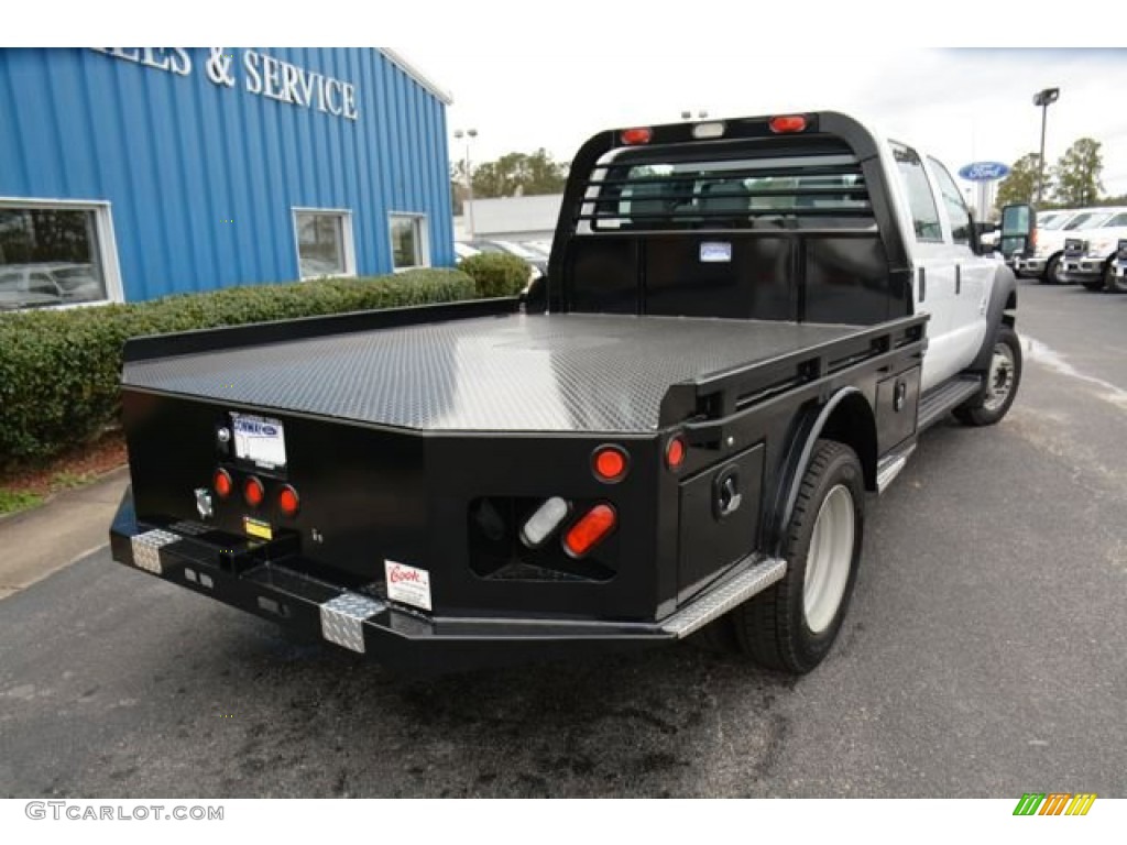 2015 F450 Super Duty XL Crew Cab Flat Bed 4x4 - Oxford White / Steel photo #5