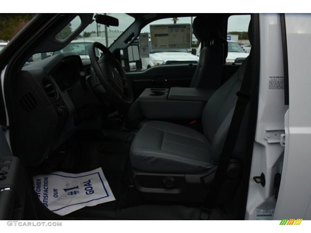 2015 F450 Super Duty XL Crew Cab Flat Bed 4x4 - Oxford White / Steel photo #13