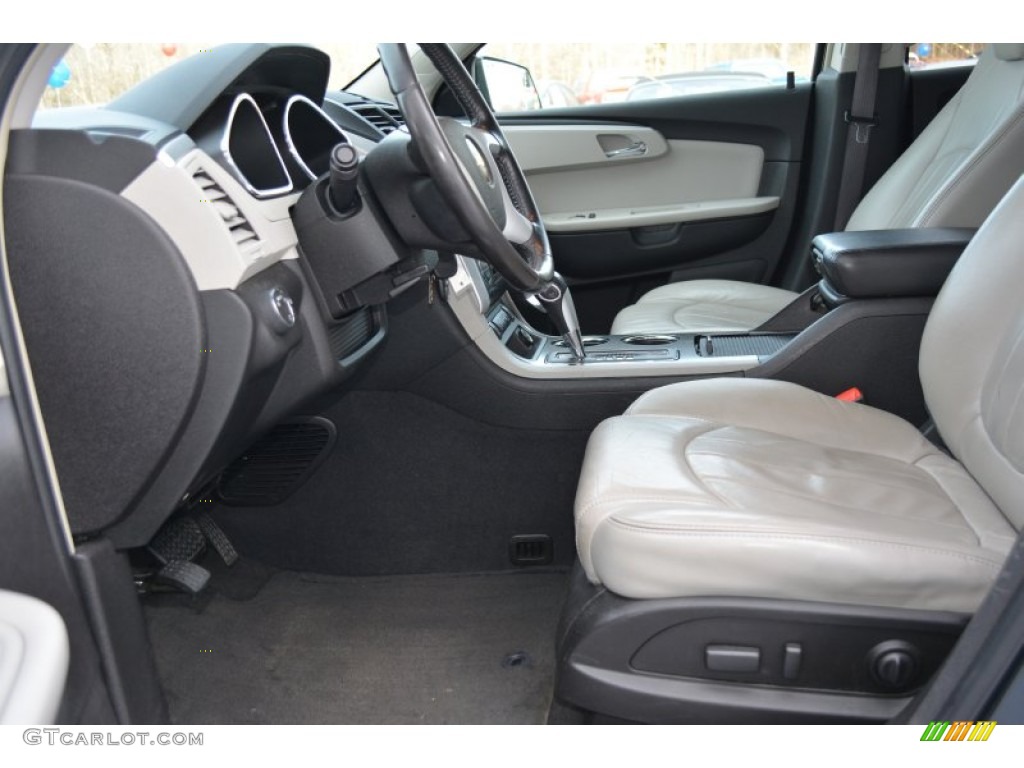 2009 Traverse LTZ AWD - Black Granite Metallic / Cashmere/Ebony photo #9